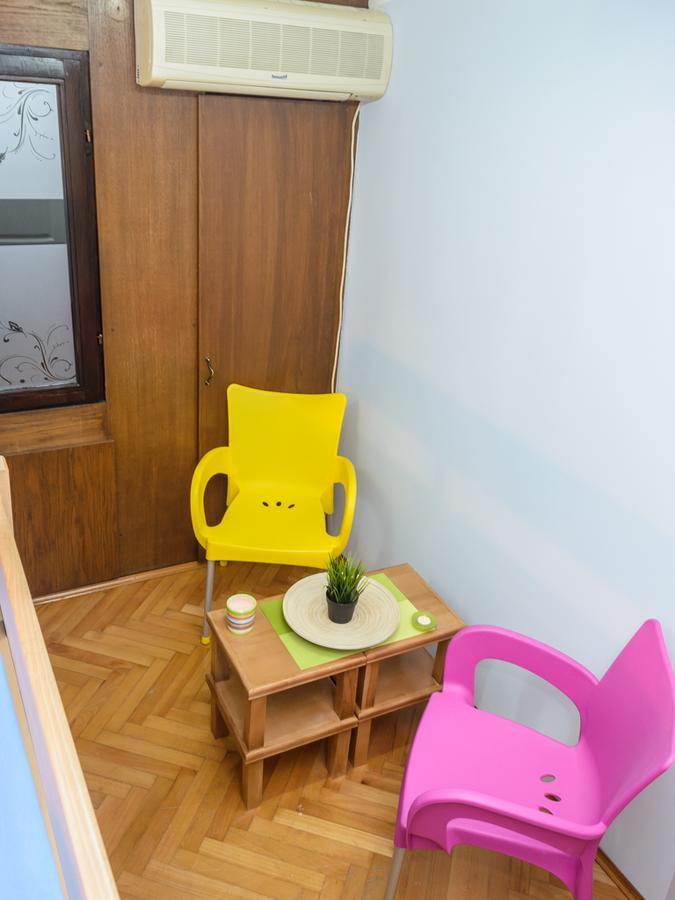 Hostel White Town Belgrado Esterno foto