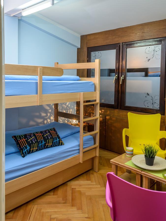 Hostel White Town Belgrado Esterno foto