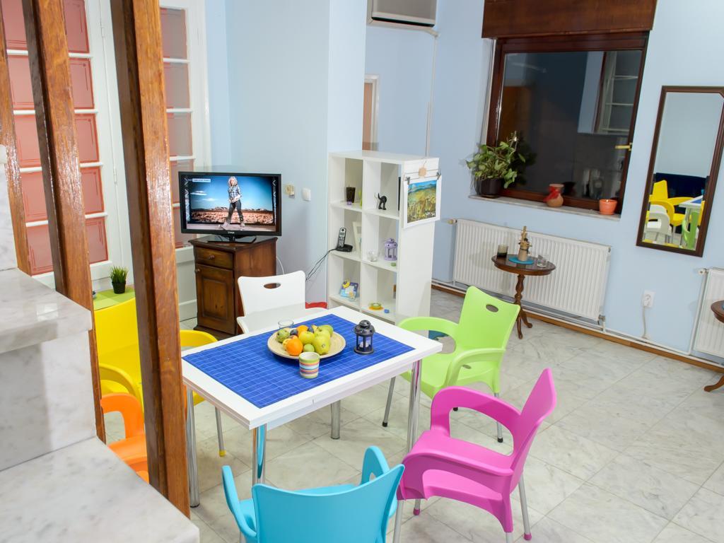 Hostel White Town Belgrado Esterno foto