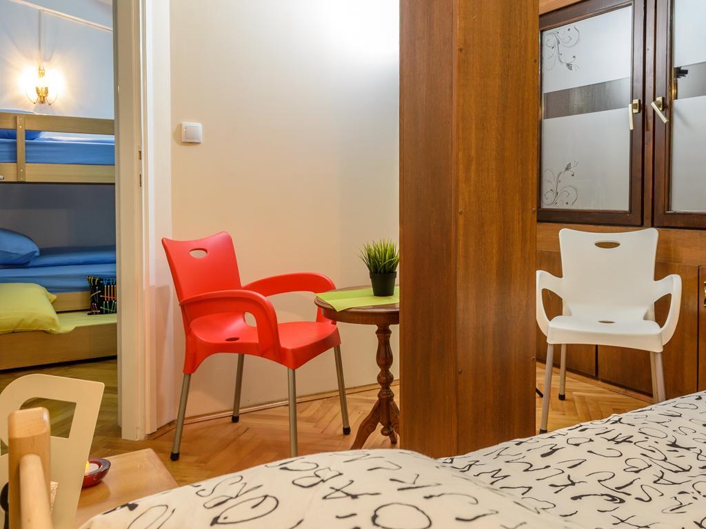 Hostel White Town Belgrado Esterno foto