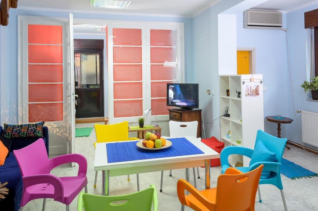 Hostel White Town Belgrado Esterno foto