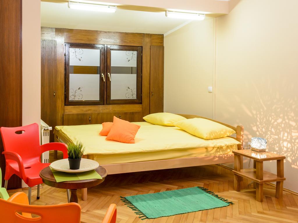 Hostel White Town Belgrado Esterno foto
